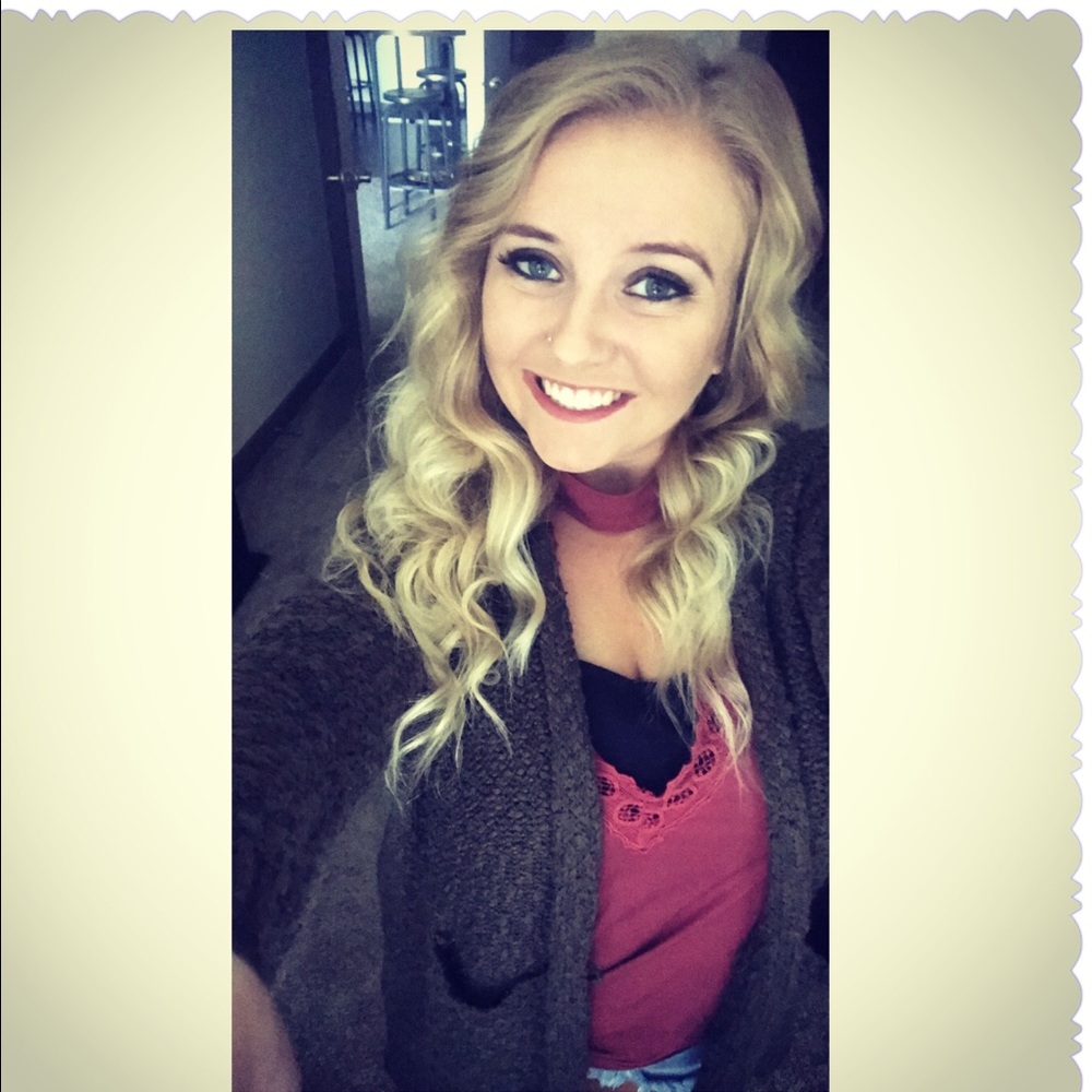 Meet your Posher, Brittany